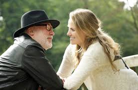 ازدواج با مردان میانسال